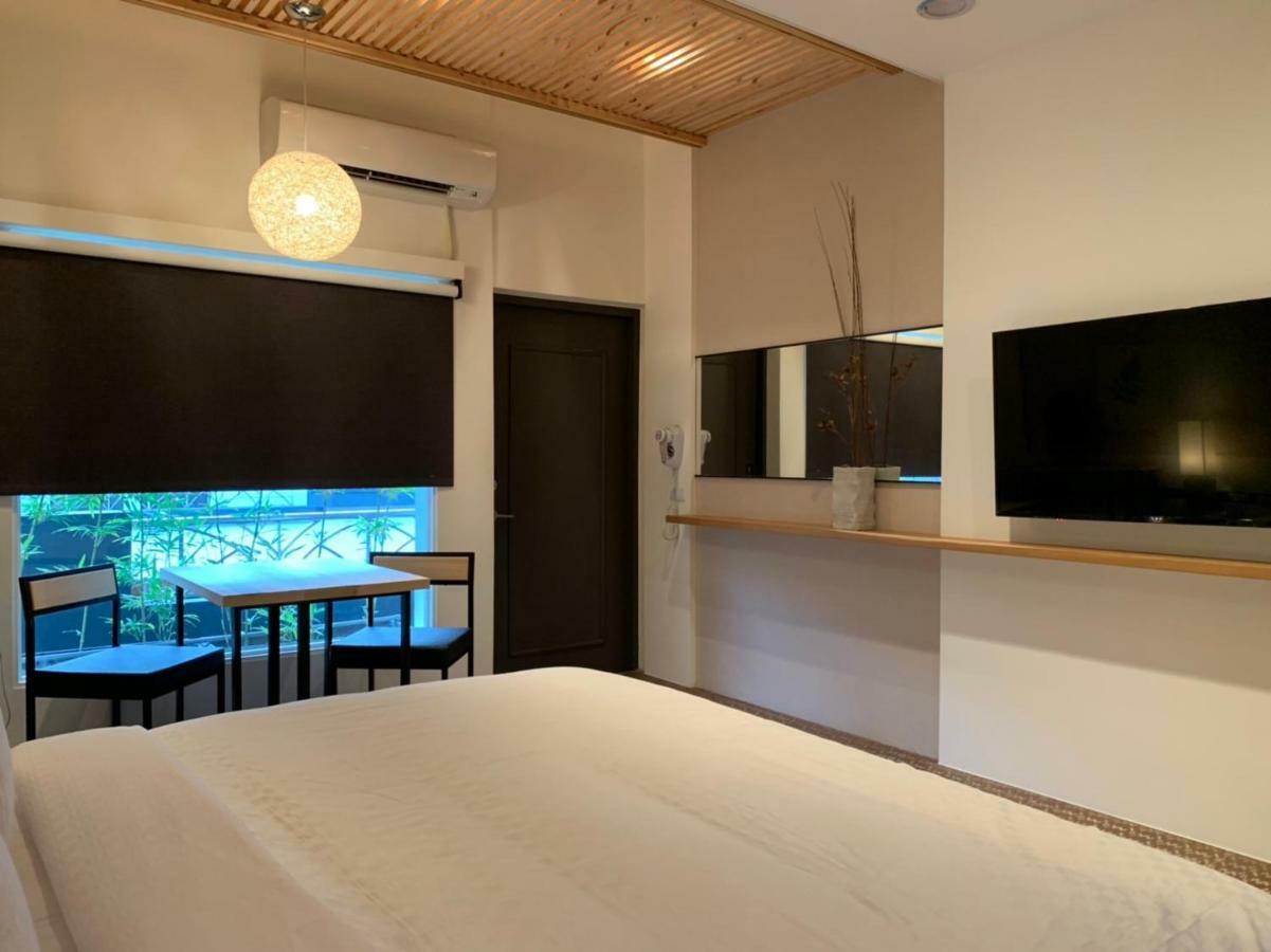 Roppongi Motel - Jianhua Pingtung Exterior photo